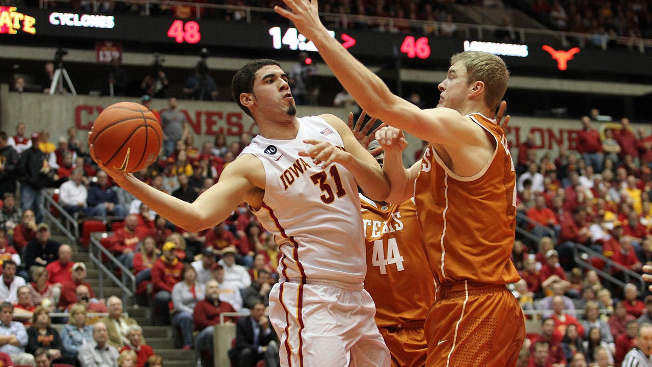 Texas falters at No. 17 Iowa State 85-76